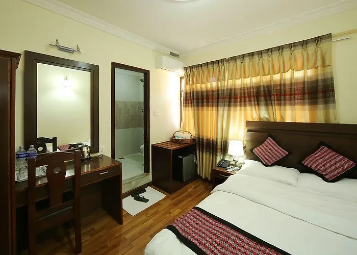 Отель Bliss International 3*